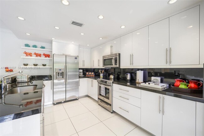 Photo - 161 Crandon Blvd Unit 227