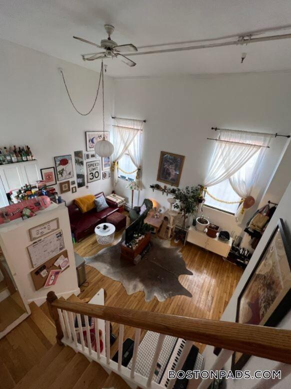 Photo - 168 Northampton St Unit 1