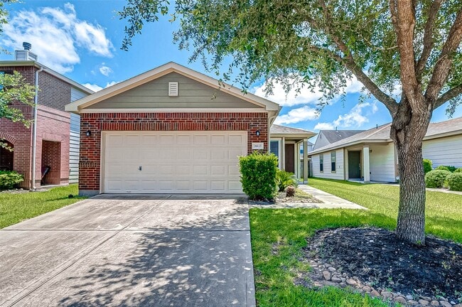 Photo - 26123 Parkman Grove Dr