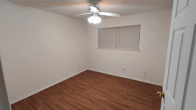 Photo - 2203 Smoke Rock Dr