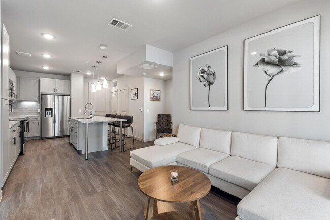 Photo - 5820 1/2 Cameron Rd Unidad FL1-ID1364166P