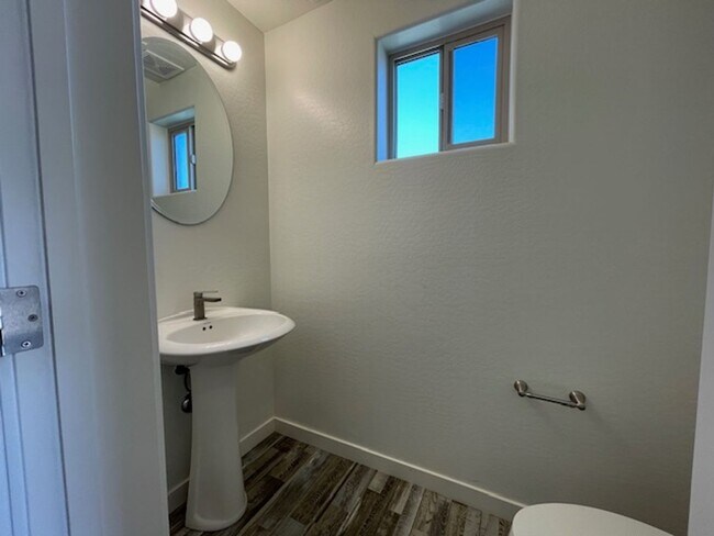 Photo - ***3 BEDROOM/2.5 BATHROOM IN PRESCOTT VALLEY*** Unit #2