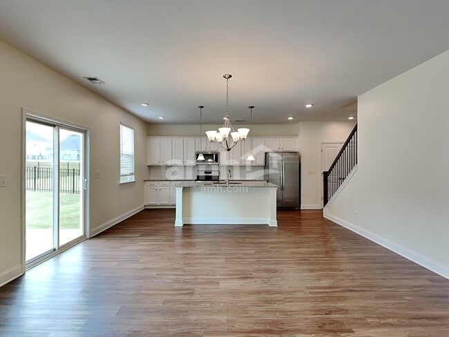 Photo - 241 Lake Vista Dr