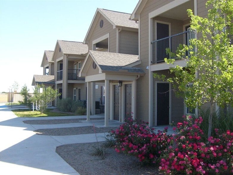 Valley Creek Apartments - Valley Creek Apartments
