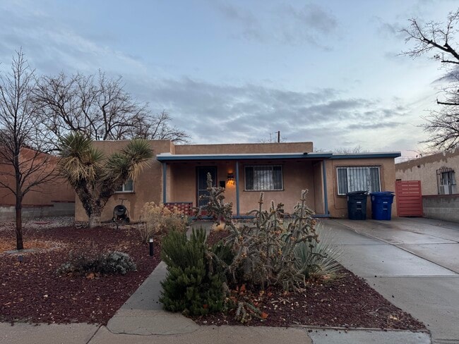 Photo - 2908 Monterey Ave SE