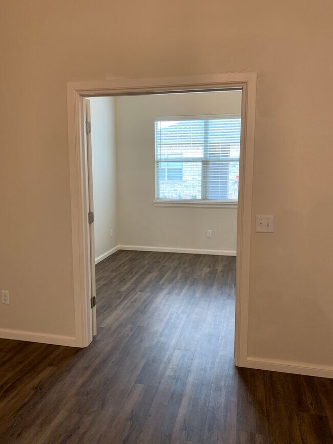 Photo - 3219 Enclave Pl