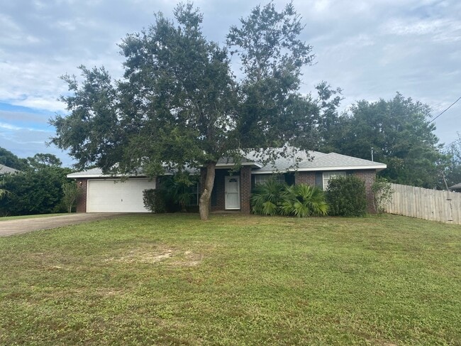 Building Photo - 1922 Everglades Dr