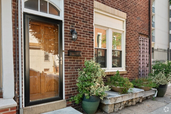 Building Photo - 516 S 13th St Unit 1 Rental