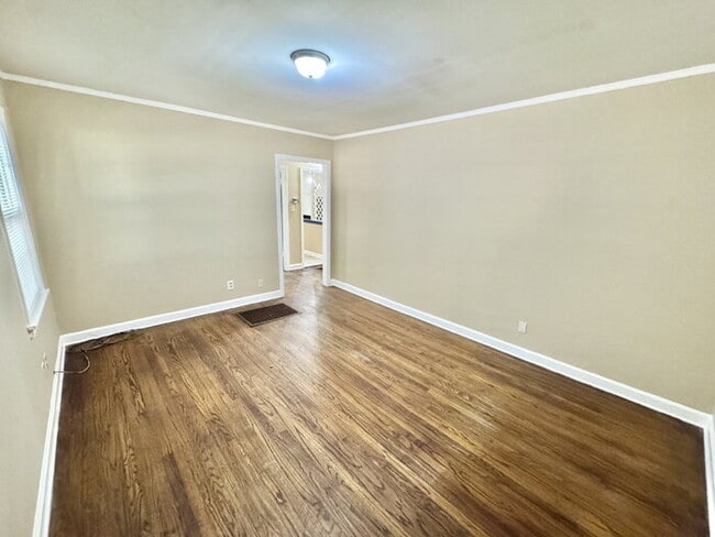 Photo - 3542 Millington Rd