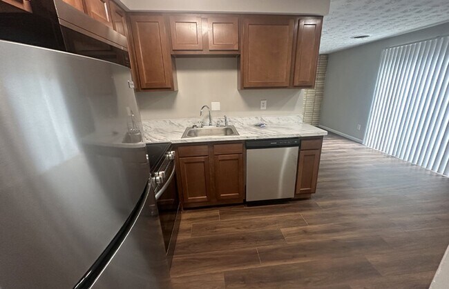 Photo - 545 Lowell Ave Unit 545-06