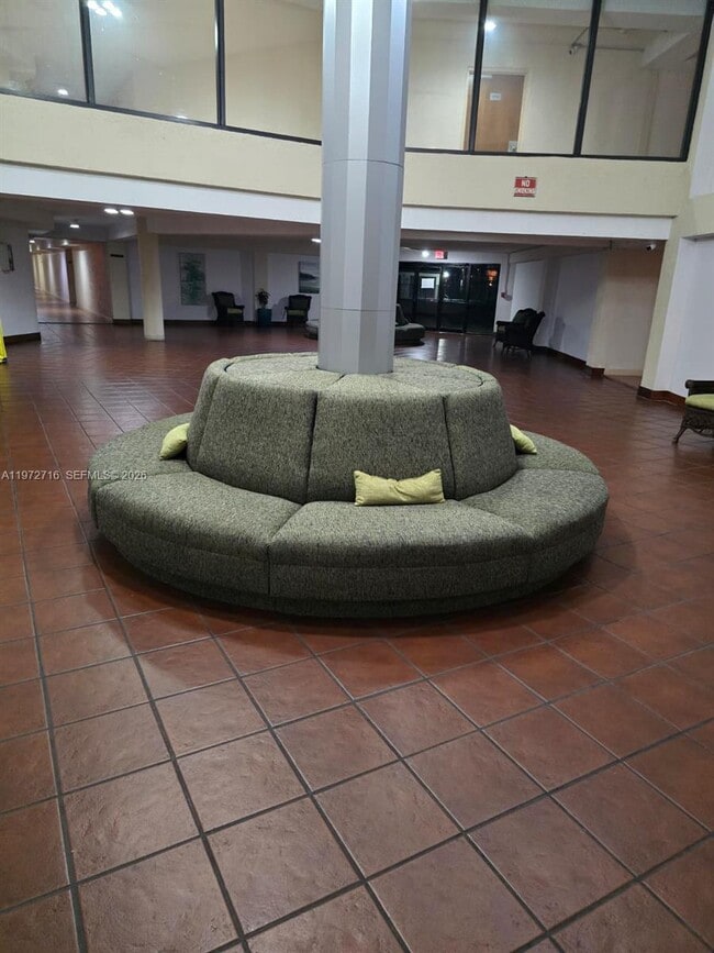 Photo - 1300 SW 122nd Ave Unit 305-2