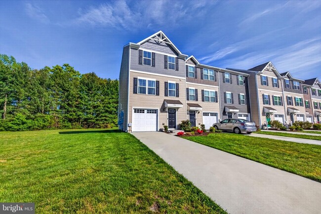 Photo - 6364 Pebblebrook Dr