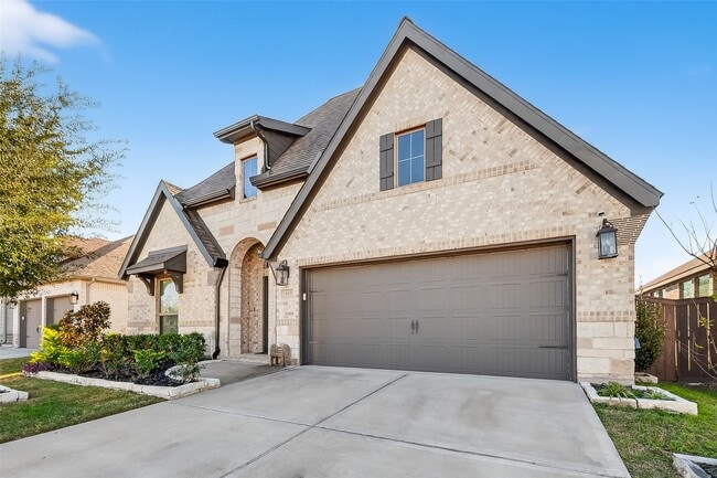 Building Photo - 3610 Brattain Dr