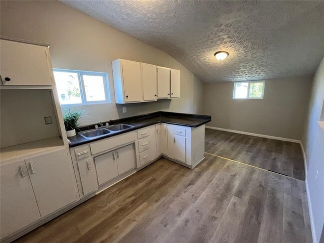 Photo - 3 Bedroom and 1 Bath