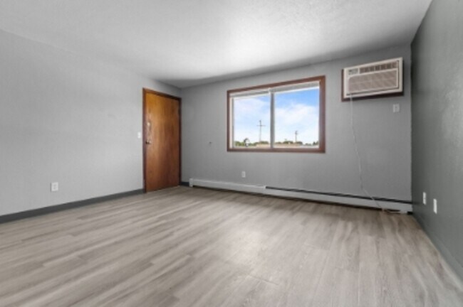 Photo - 1540 Moraine Terrace