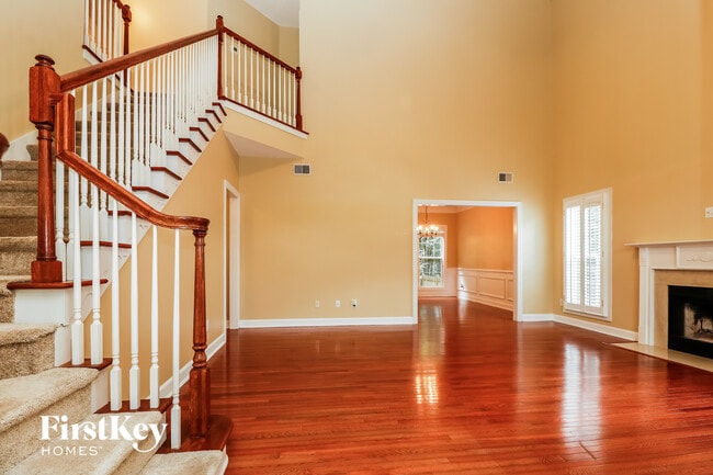 Photo - 1033 Bidwell Cir