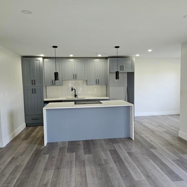 Photo - 4164 Inverrary Dr Unit 102