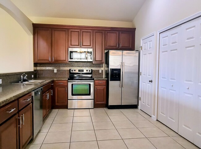 490 Bismarck Way Unit 48