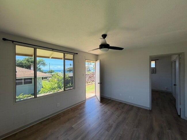 Photo - 1550 Malo St