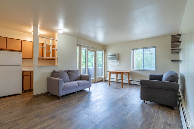 1BR, 1BA - 700SF - Furnished - Living/Dining Room - 323 Packard St