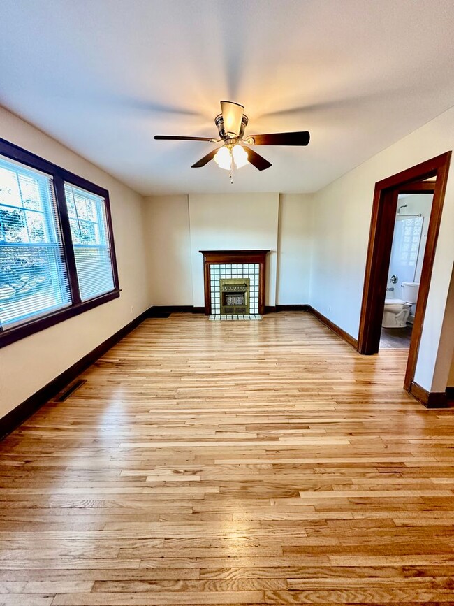 Photo - 24 W Tulane Rd Unit Apt B