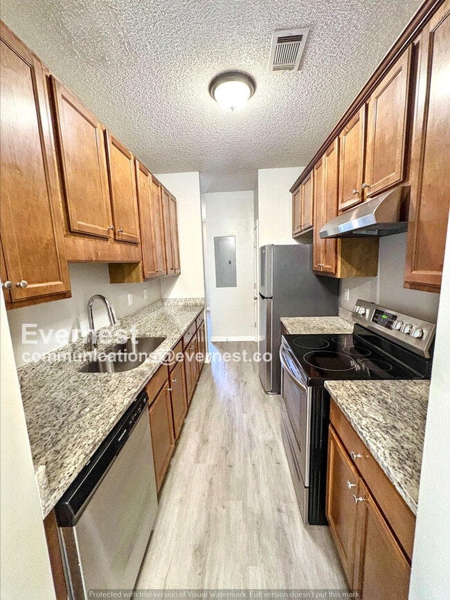 Photo - 223 Shenandoah Dr