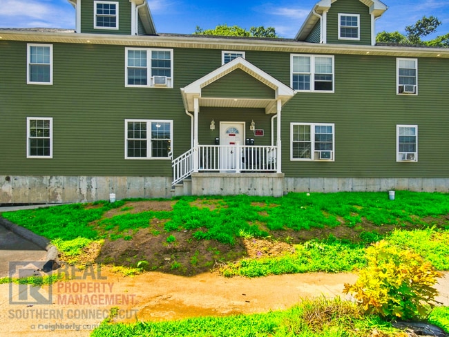 Building Photo - 44 Huntington Rd Unit Huntington 44-A