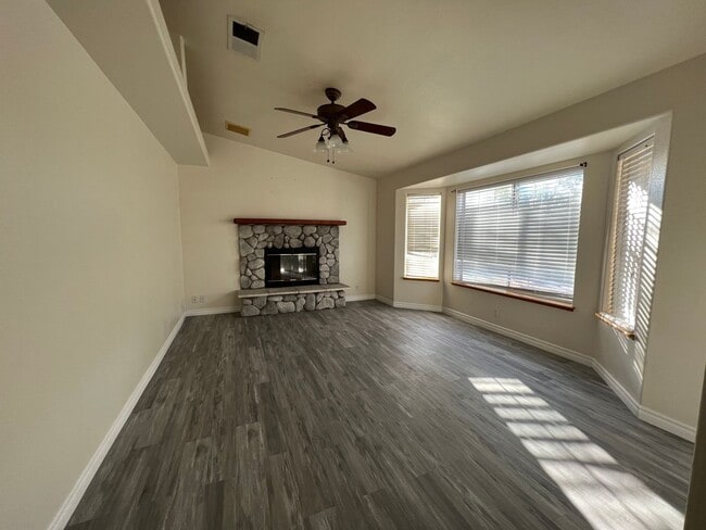 Photo - 420 Olive Ave