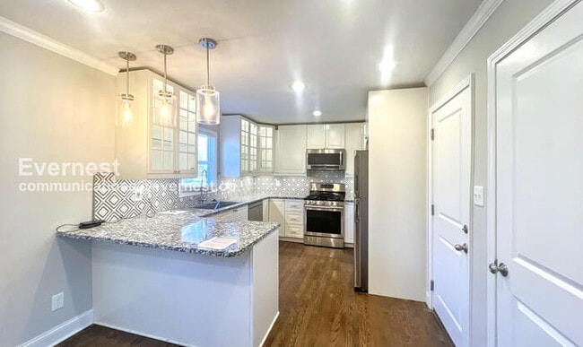 Photo - 7624 Nall Ave