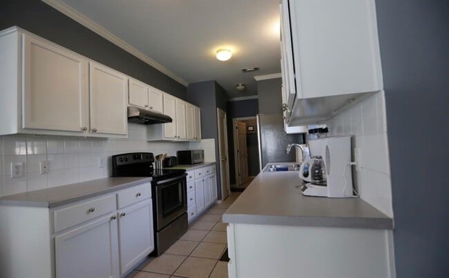 Photo - 7200 Dan-Jean Dr