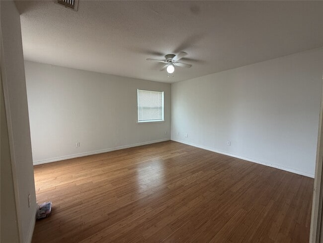 Photo - 7841 Green Lawn Dr Unit 7841