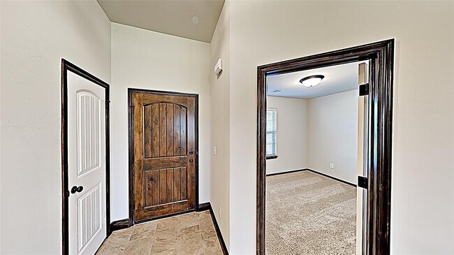 Photo - 11025 SW 33rd St