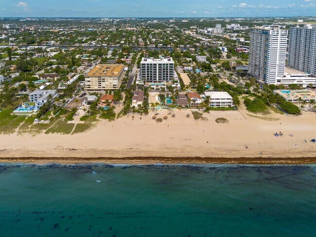305 Briny Ave Unidad 506