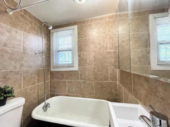 3420 Illinois Ave Unit 1