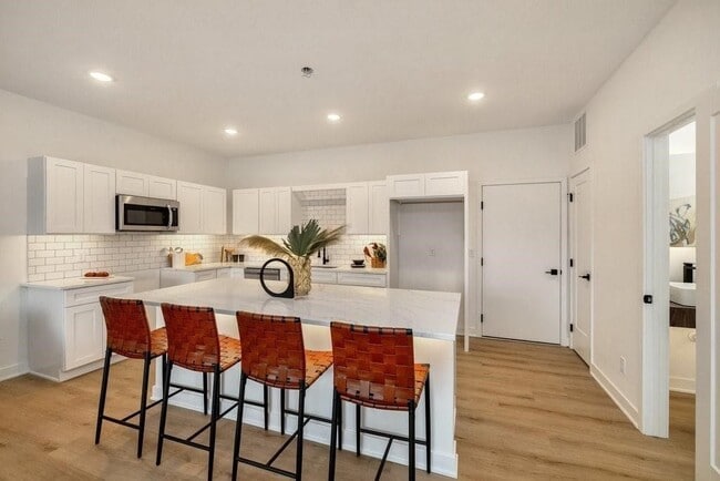 Photo - 2404 Westover Blvd