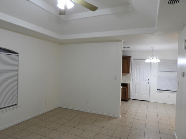 1806 S Ironwood St Unidad A