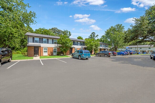Photo - Carolina Breeze Apartments