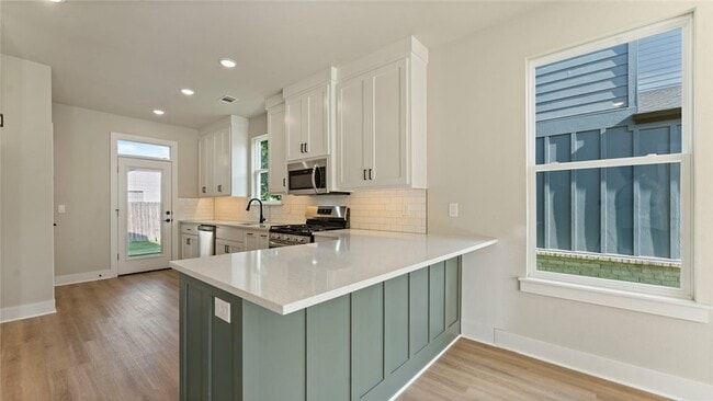 Photo - 1209 SW Journey Ln