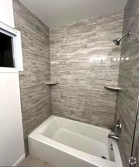 Building Photo - 717 Euclid St NW Unit 4 Rental
