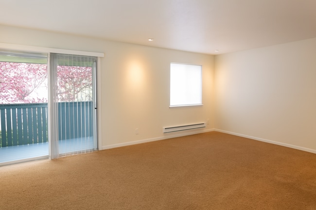 Photo - 403 Piccadilly Pl Unit 8