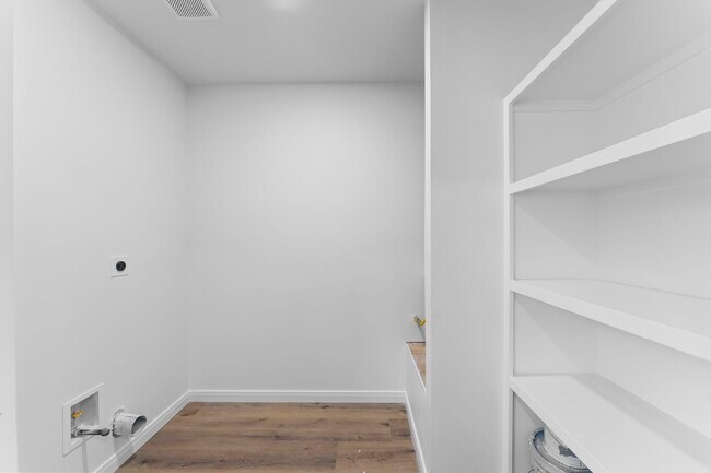 Photo - 1507 N Durham Dr