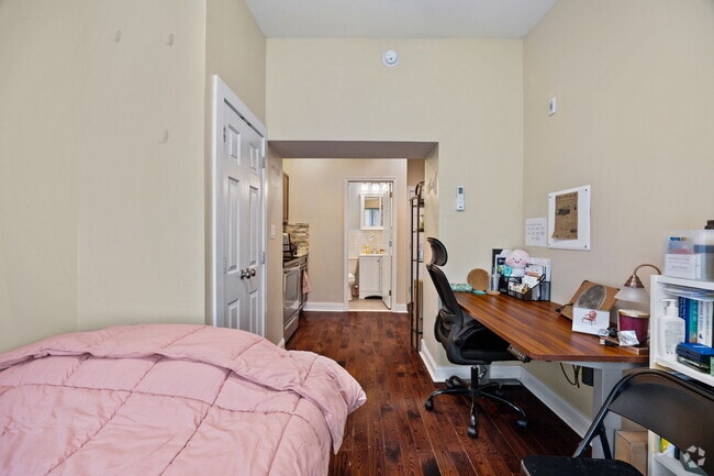 Building Photo - 4633 Walnut St Unit B Rental