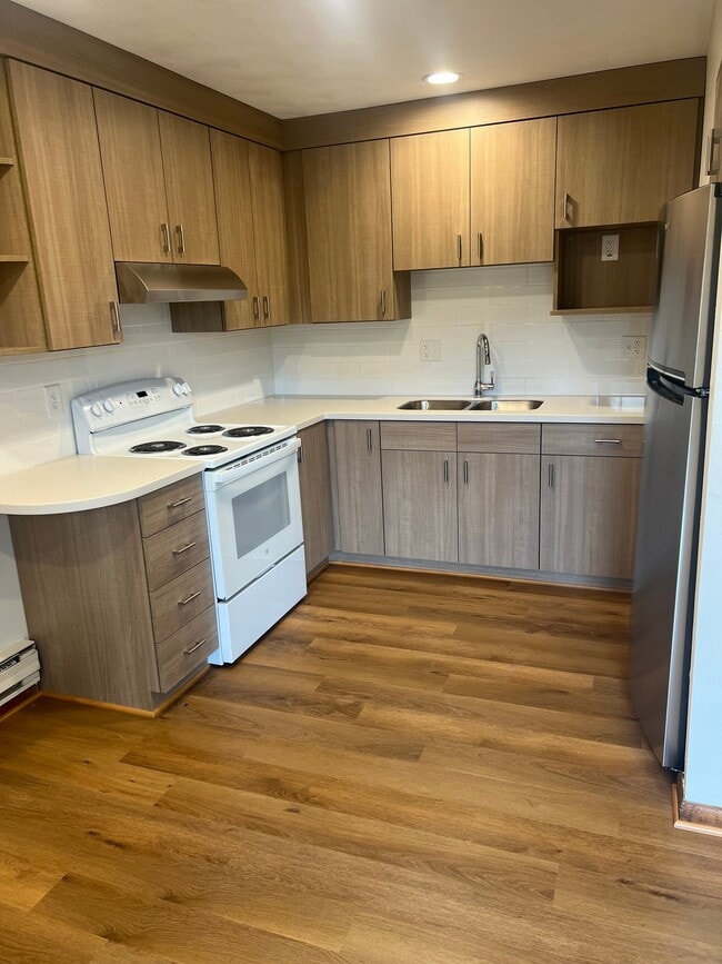 Photo - 990 Somerset Dr Unidad 10