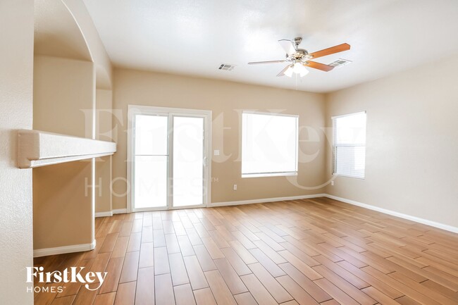 Photo - 7872 Juniper Forest St