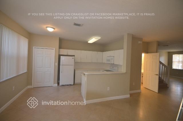 Photo - 7732 NW 114th Pl