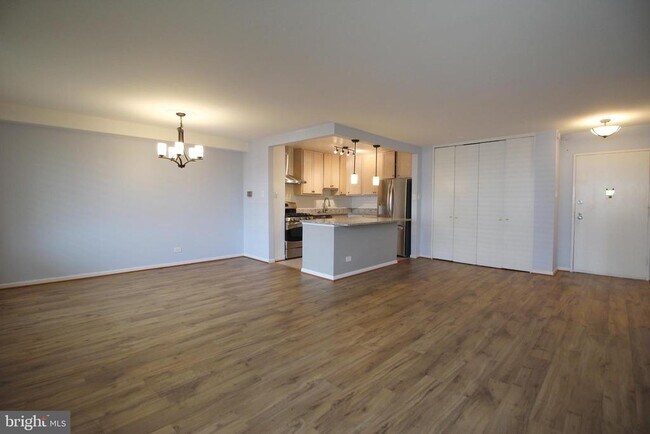 Photo - 4501 Arlington Blvd Unit 502