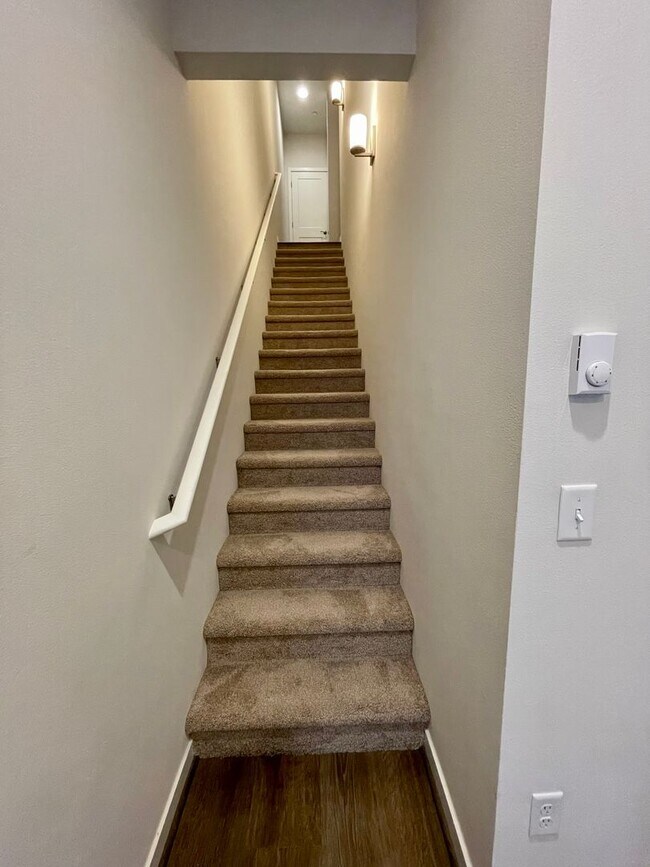 Photo - Like-New Beardslee Townhouse...