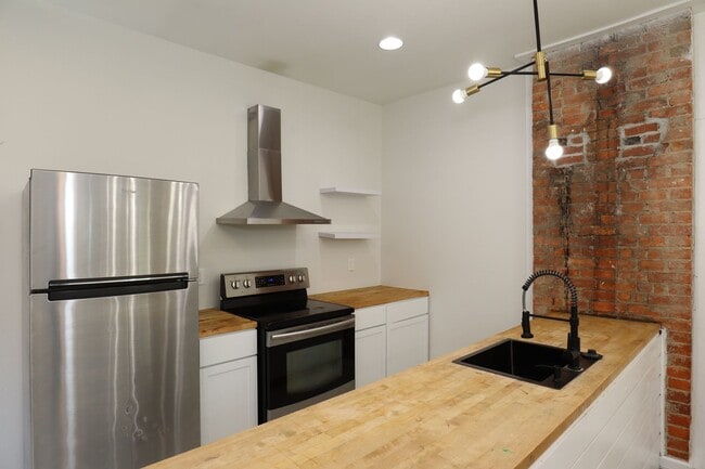 Photo - 126-128 N Colorado Ave