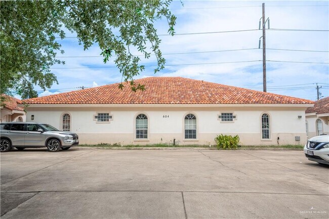 Building Photo - 10 Buena Vista Dr Unit H