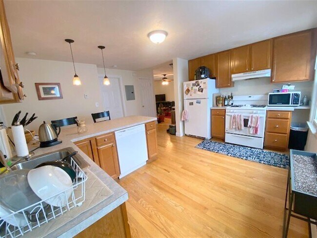 Photo - 389 Columbia St Unidad 1